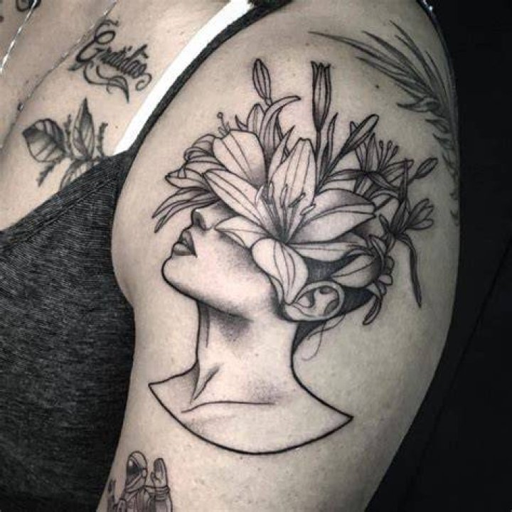 Abstract Lily Tattoo Ventura Ink