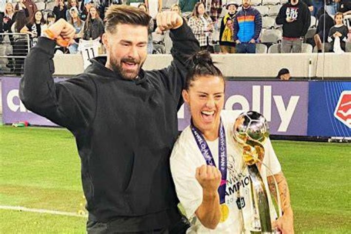 Ali Krieger And Her Brother, Kyle Pictured With Their Mom, Debbie Alongi