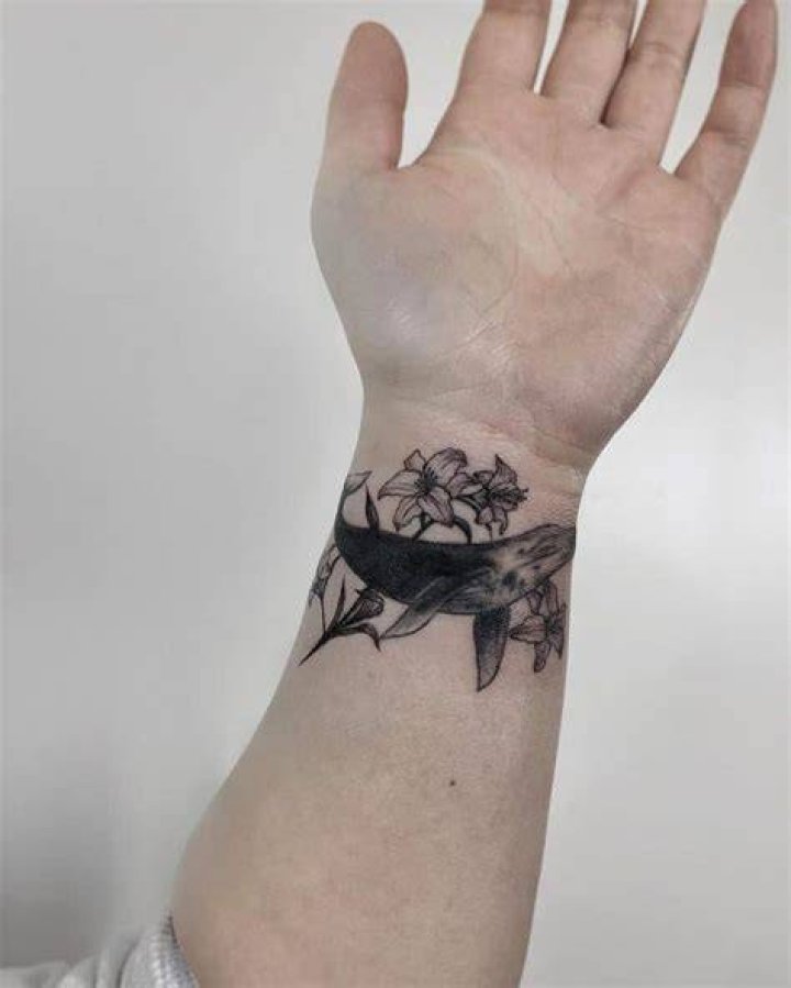 Animal Themed Lily Tattoo Naleak Tattoo