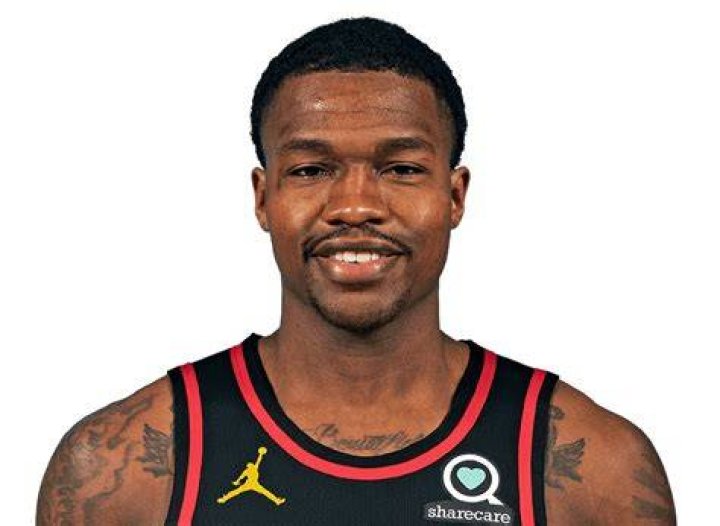Brandon Goodwin on a basketball court