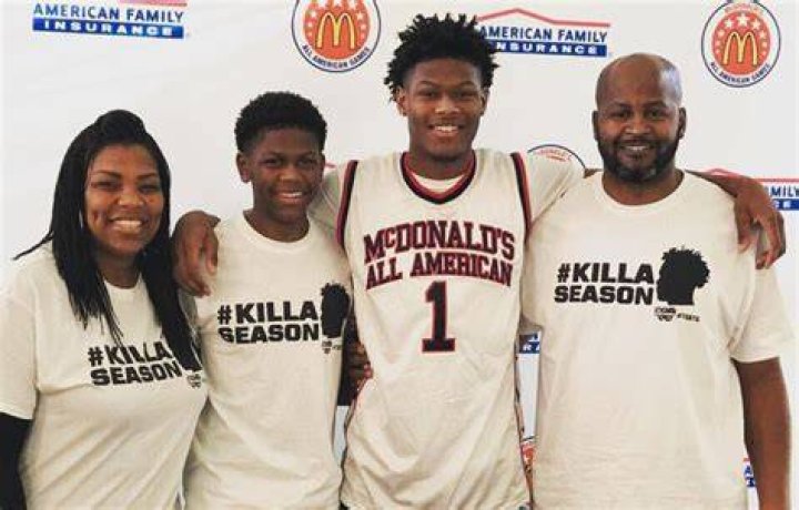 Cam Reddish With His Family