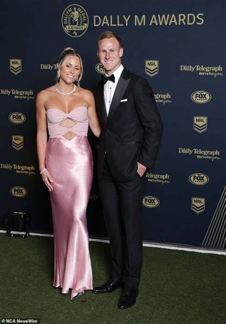 Daly Cherry Evans Pictured With His Family At The Australia Zoo In 2021