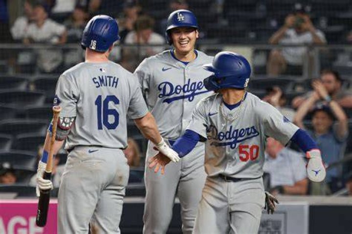 Dodgers Aren't Looking To Fire Their Manager Dave Roberts Despite The Early Playoff Exit