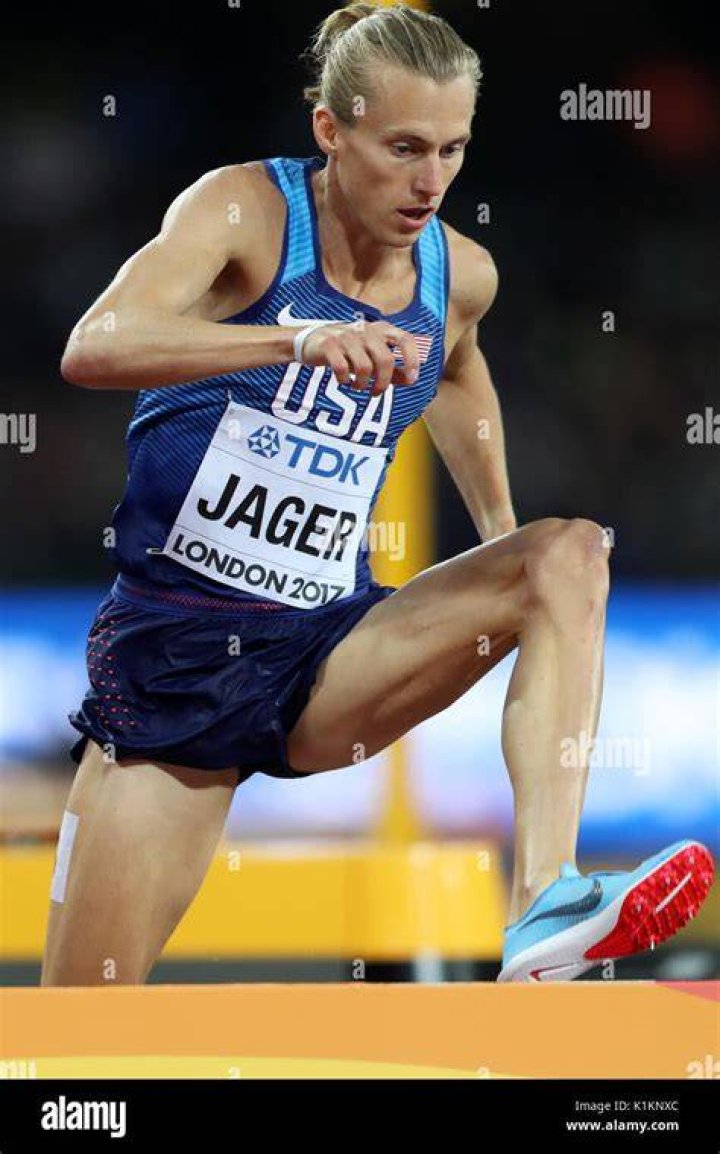 Evan Jager competing in college events