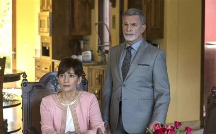 Here Devante and Dita plan how to break the news to Miguel his brother Cristobal was sacrificed for the Galindo cartel