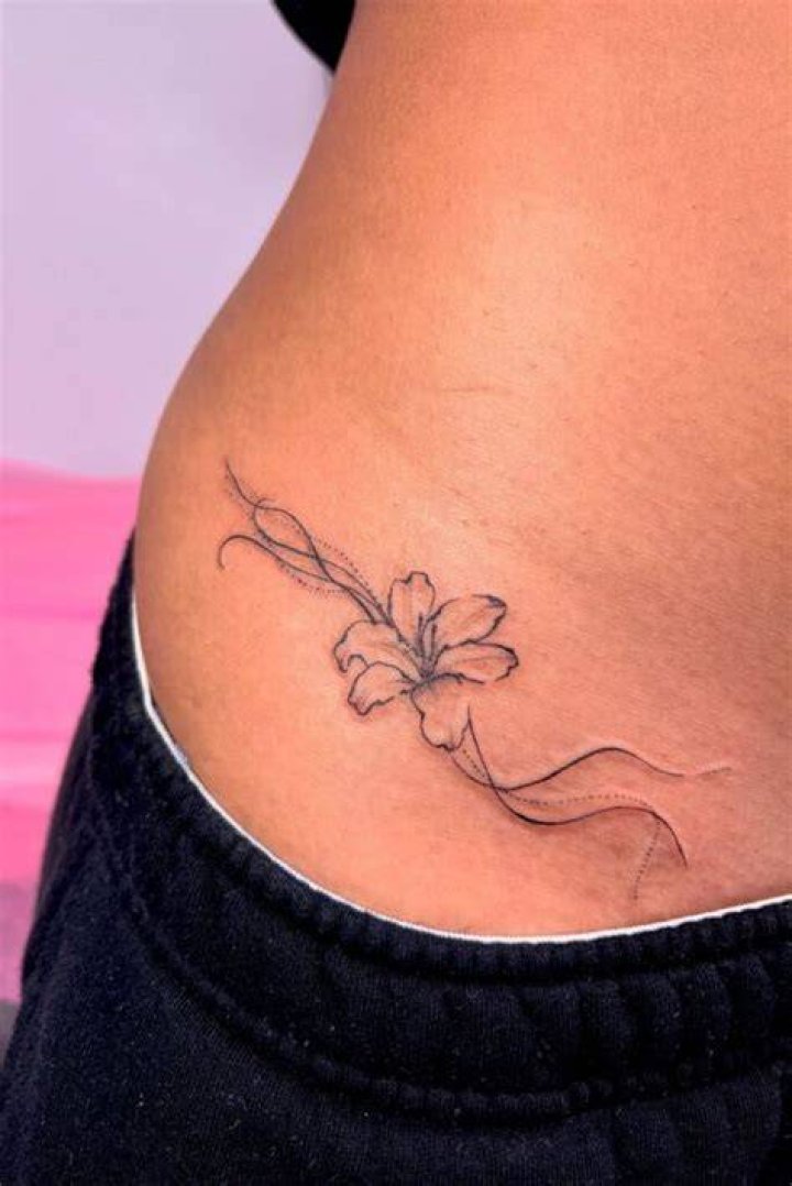 hip tattoos for women ekutattooing