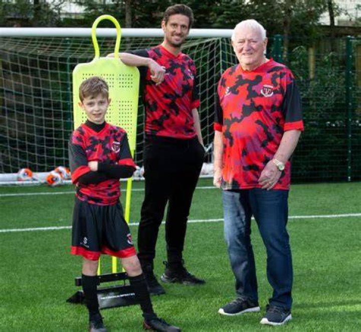 Jason Tindall With His Son Levi & Father Jimmy