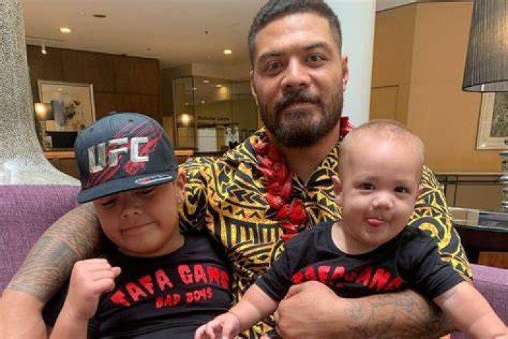 Justin Tafa Pictured With His Two Brothers, Junior Tafa (L), And Gerard Tafa (R)