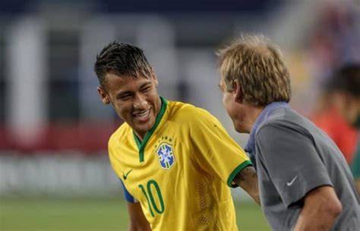 J&uuml;rgen Klinsmann with Neymar
