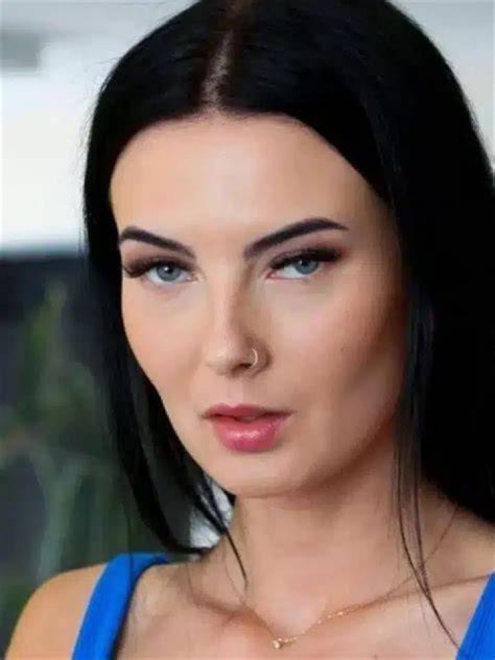 Mariah Bird- Wiki, Age, Height, Net Worth, Boyfriend, Ethnicity
