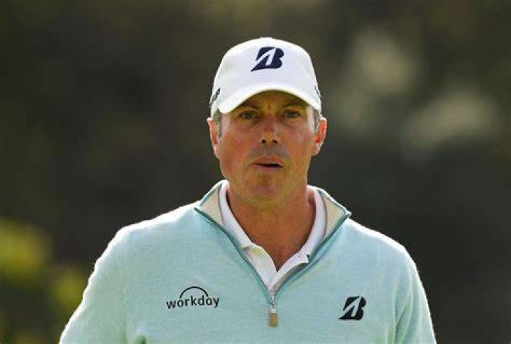 Matt Kuchar Playing Golf