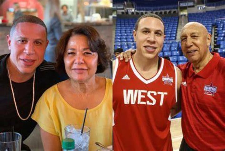 Mike Bibby With His Parents