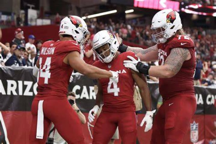 Moore with the teammates