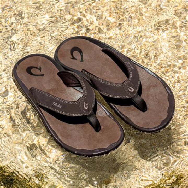 OluKai Ohana Men's Beach Sandals