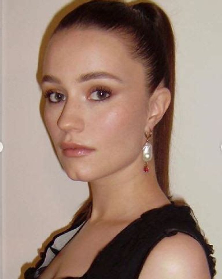 Sigrid Raabe- Wiki, Biography, Age, Height, Net Worth, Boyfriend