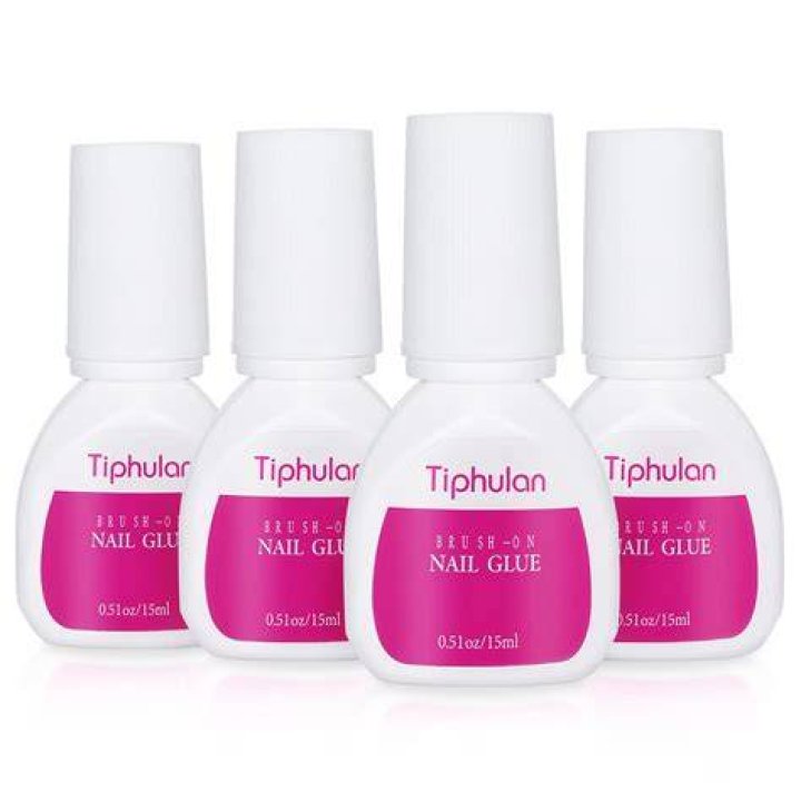 Tiphulan Brush-On Nail Glue